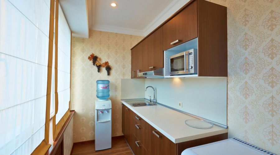 Сюит четырехкомнатный