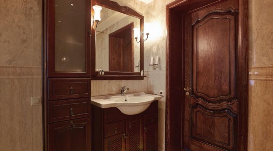 Сюит четырехкомнатный