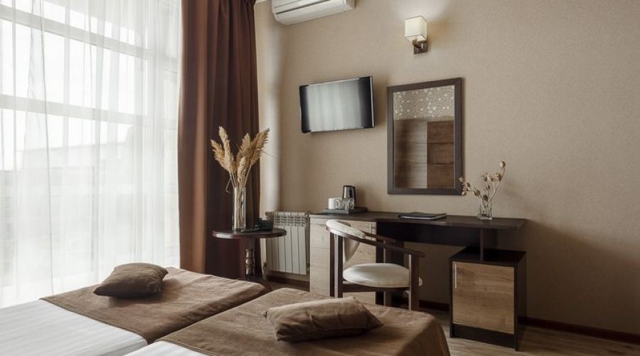 Стандартный 2-местный (с видом на бассейн)