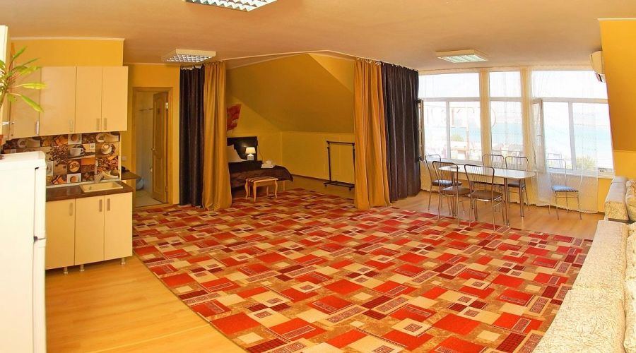 Апартаменты студия с кухней