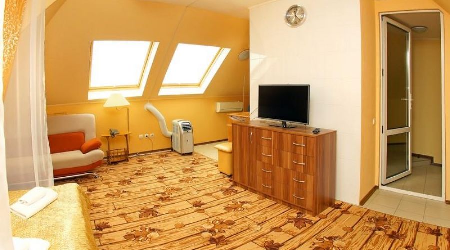 2-х местный стандарт с отдельным входом на 1 этаже