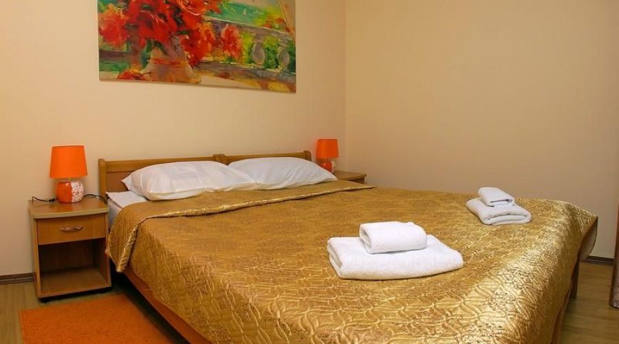 Люкс двухкомнатный с панорамными окнами