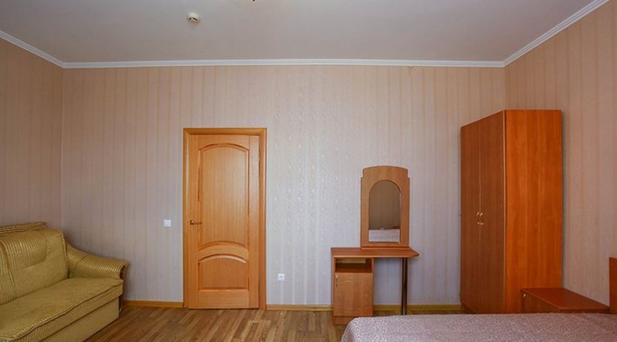 Полулюкс 2-местный (с видом на море)