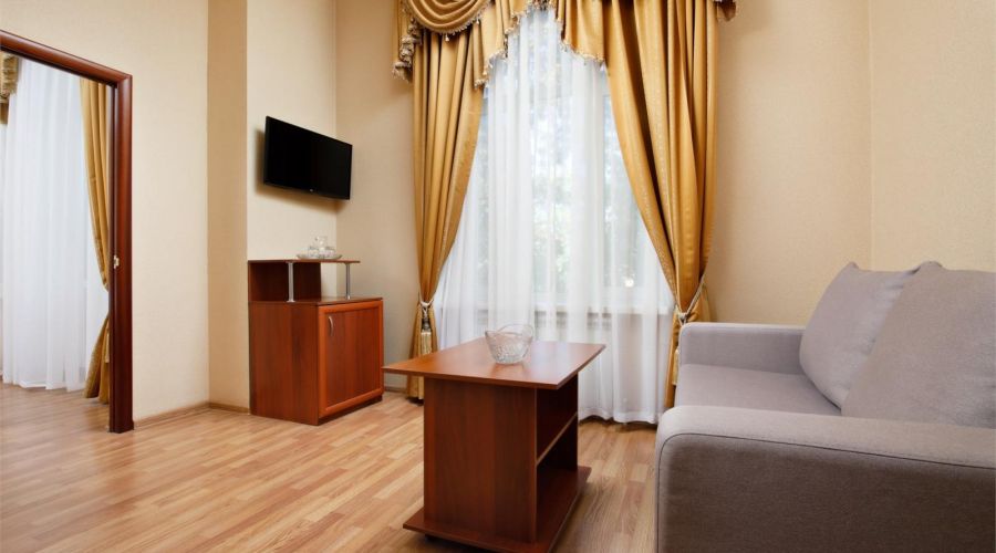 Люкс 2-местный 2-комнатный (в коттедже корпус 4,5)