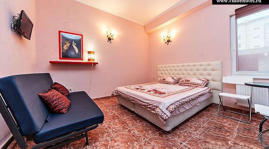 Трехместный стандартный номер с балконом