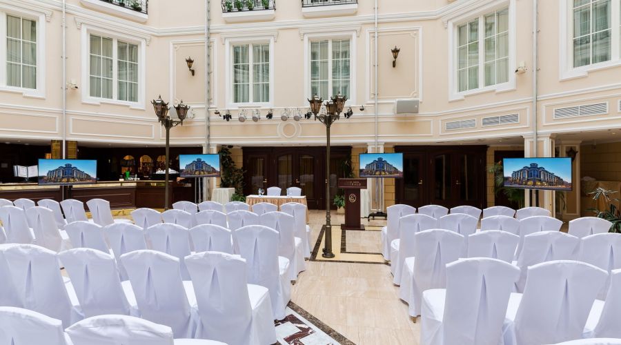 Атриум-кафе "Версаль"