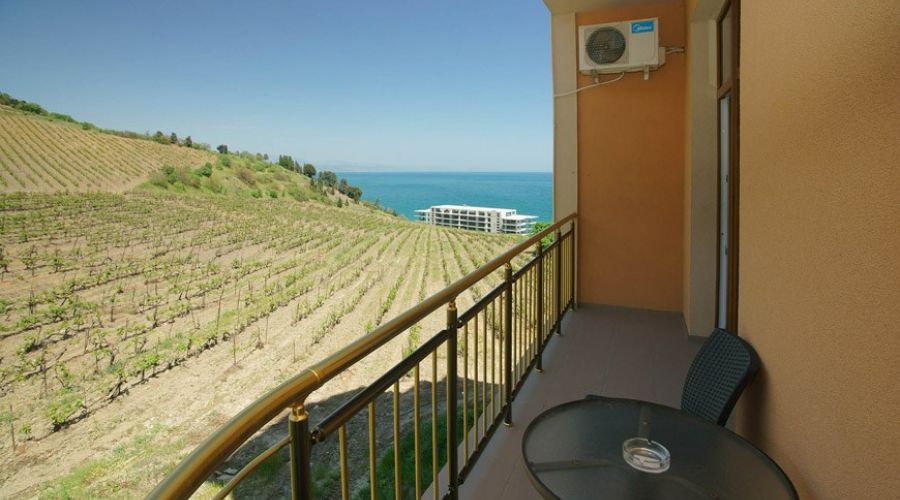 Номер "полулюкс" 2-комнатный