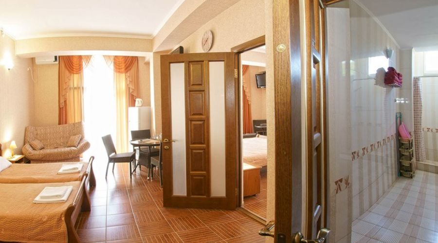 Номер "полулюкс" 2-комнатный