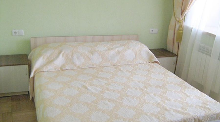 Джуниор Сюит 2-местный 2-комнатный  (корпус №4)