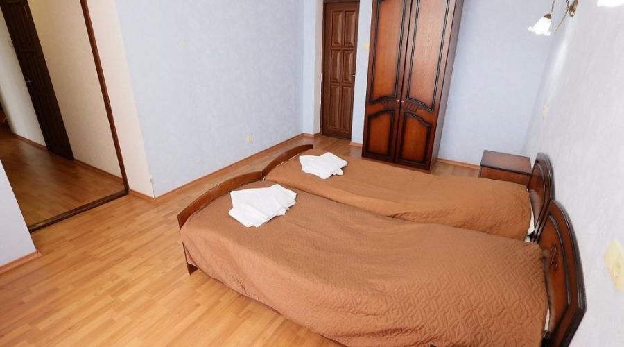 Джуниор Сюит 2-местный 3-комнатный (корпус №5)