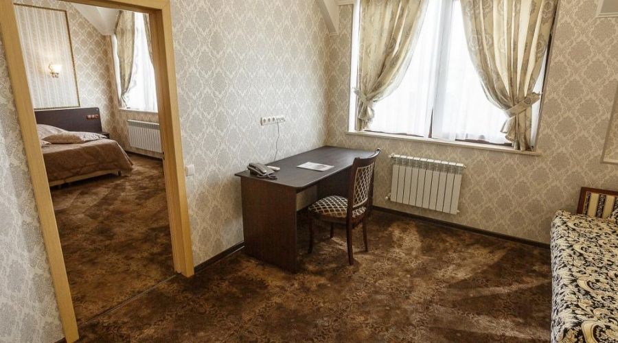 Сюит 2-местный 4-комнатный (корпус №2)