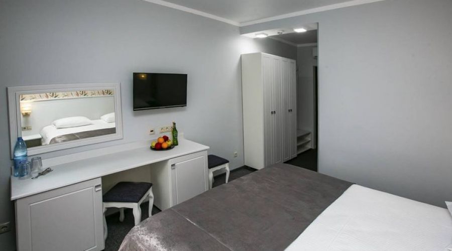 Стандартный 2-местный 1-комнатный с видом на горы (Новый корпус, 6 этаж)