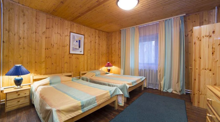 Восьмиместный коттедж 34