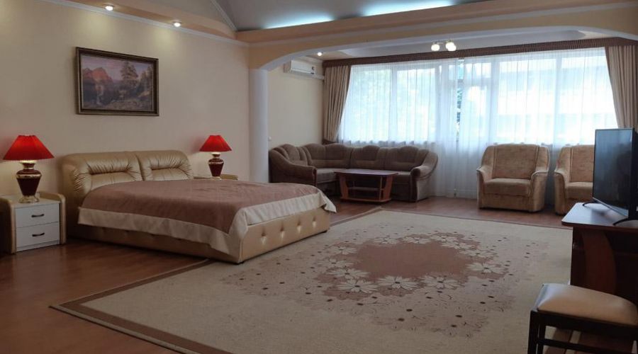 2-4 х местный люкс