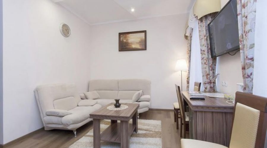 Люкс 2-местный 2-комнатный (7 корпус)