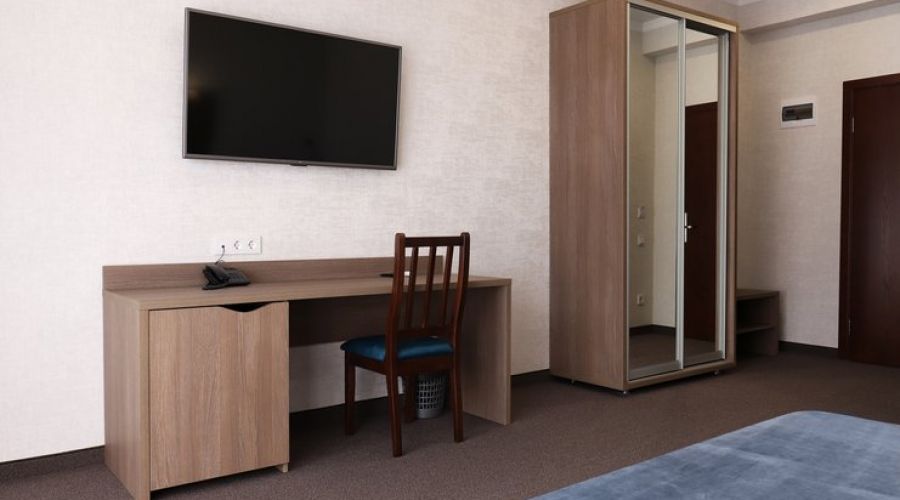 Люкс 2-местный (с балконом)