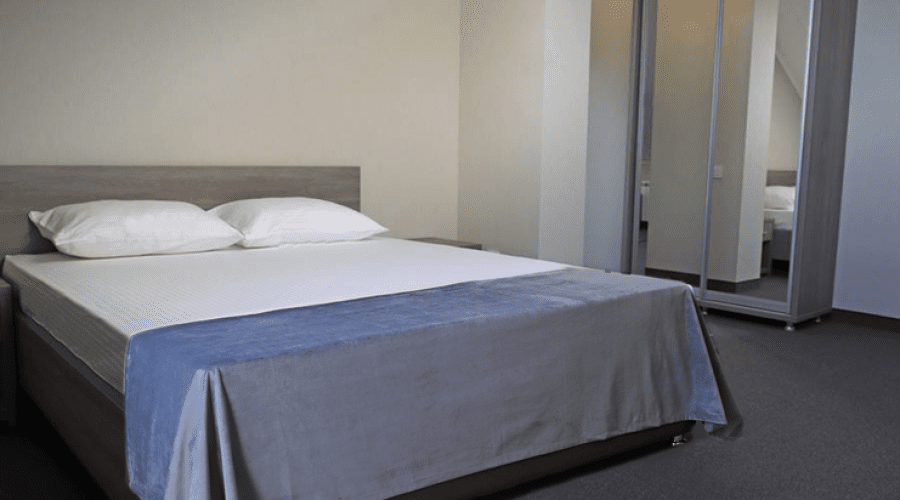 Семейный 5-местный 2-комнатный (мансарда)