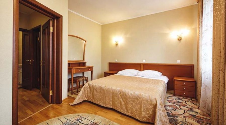 Коттедж 6-местный №4 (таун-хауз)