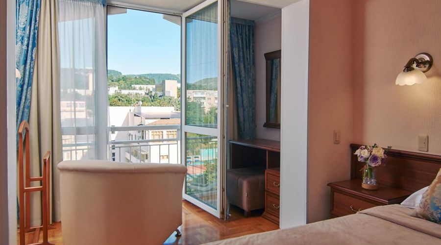 Люкс повышенной комфортности (2-комнатный 2-местный)