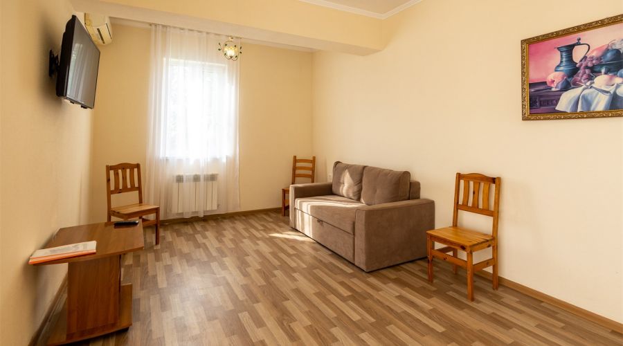 Люкс 2хкомн с балконом