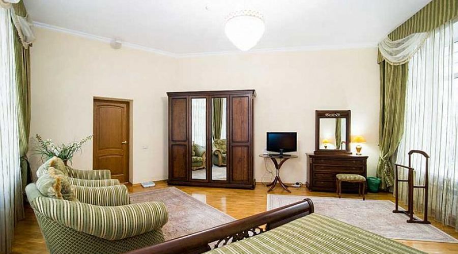 "ЛЮКС" двухкомнатный двухместный