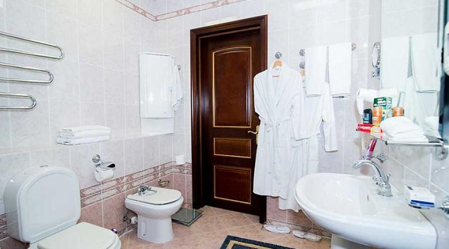 "ЛЮКС" двухкомнатный двухместный