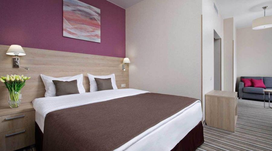 Джуниор Сюит