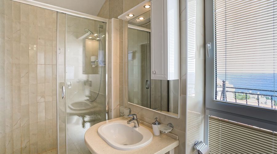 Люкс  с балконом