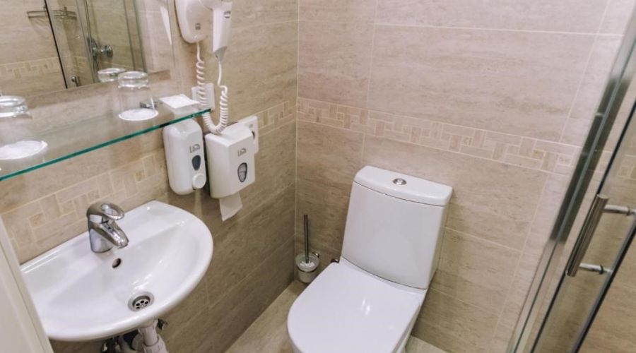 Стандартная комната с широкой кроватью