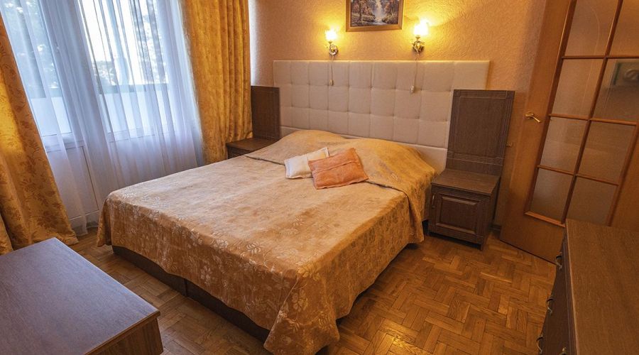 Двухместный трехкомнатный апартамент Корпус №1