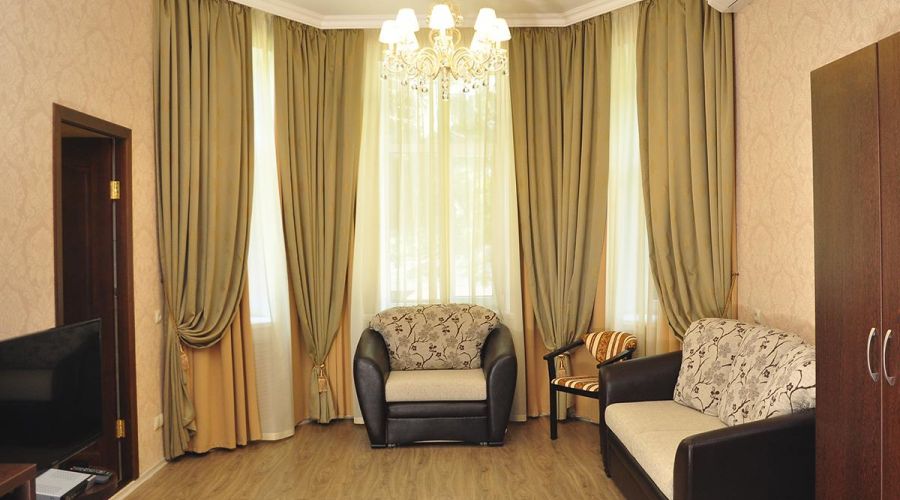 Двухместный двухкомнатный Люкс (Вилла Герман)