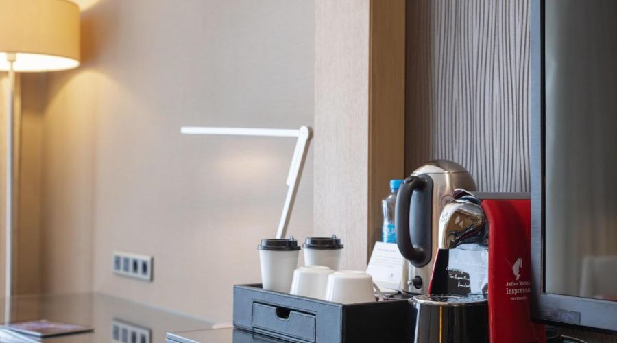 Делюкс с видом на горы с одной двуспальной кроватью