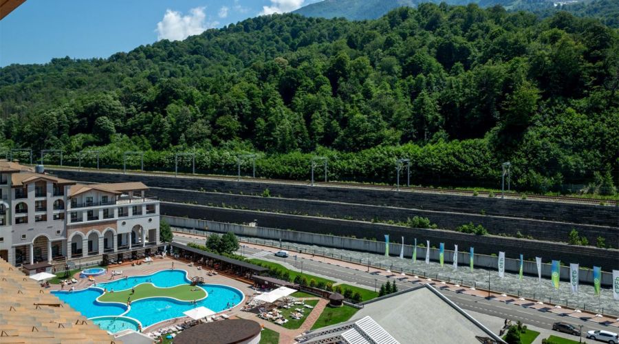 Делюкс с видом на горы с одной двуспальной кроватью