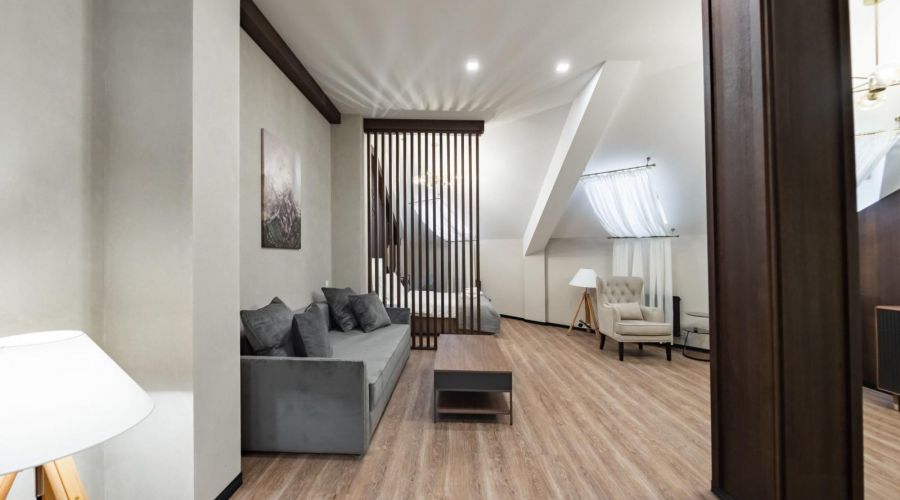 Студия Делюкс