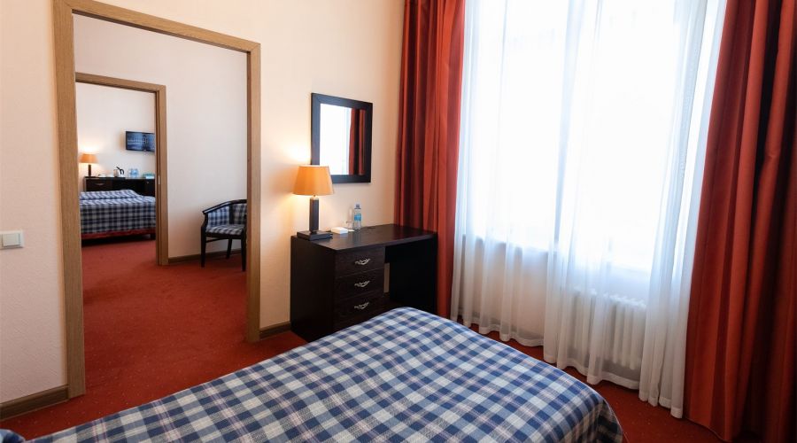 Трехместный двухкомнатный номер