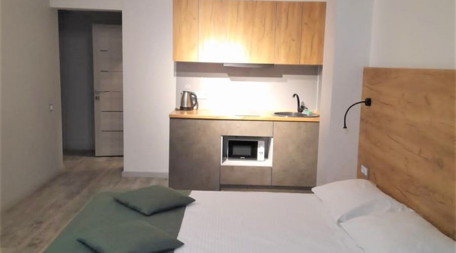 ДеЛюкс Трехместный с балконом