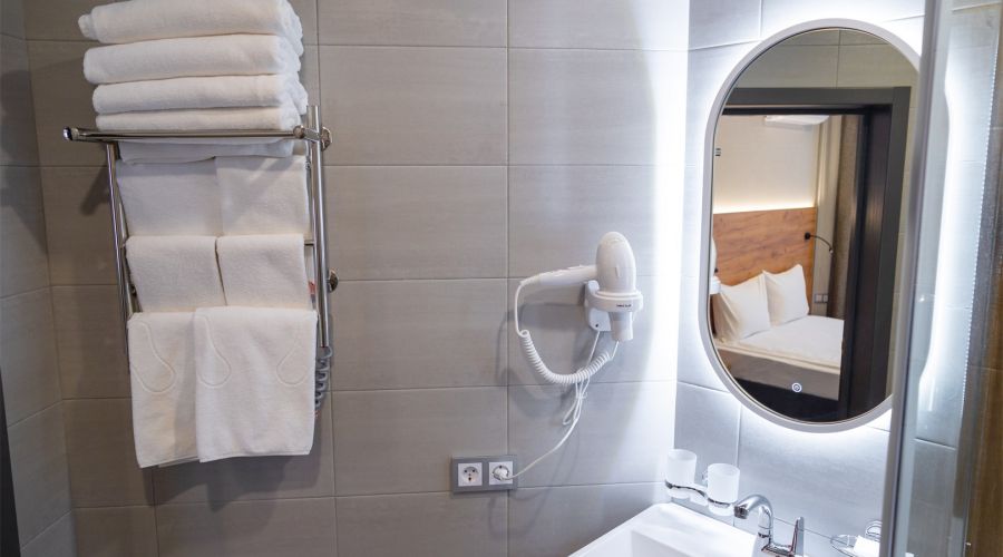 ДеЛюкс Трехместный с балконом