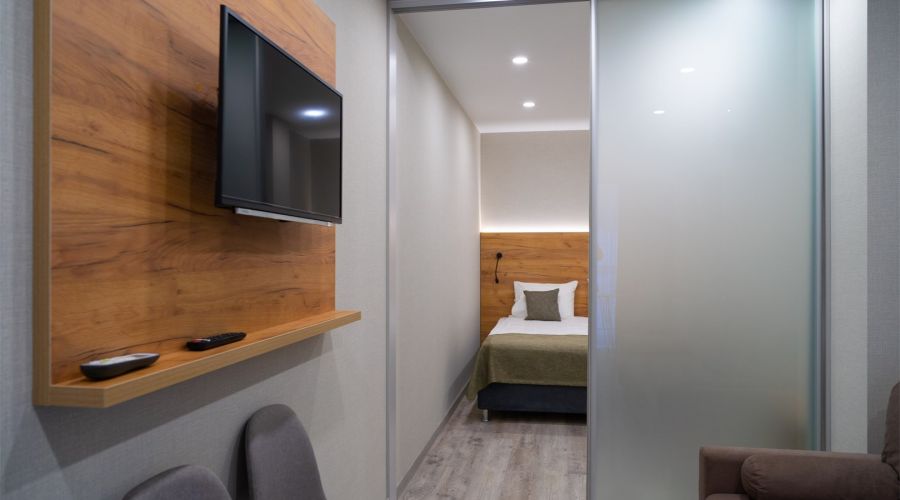 ДеЛюкс 2  хкомнатный  с балконом