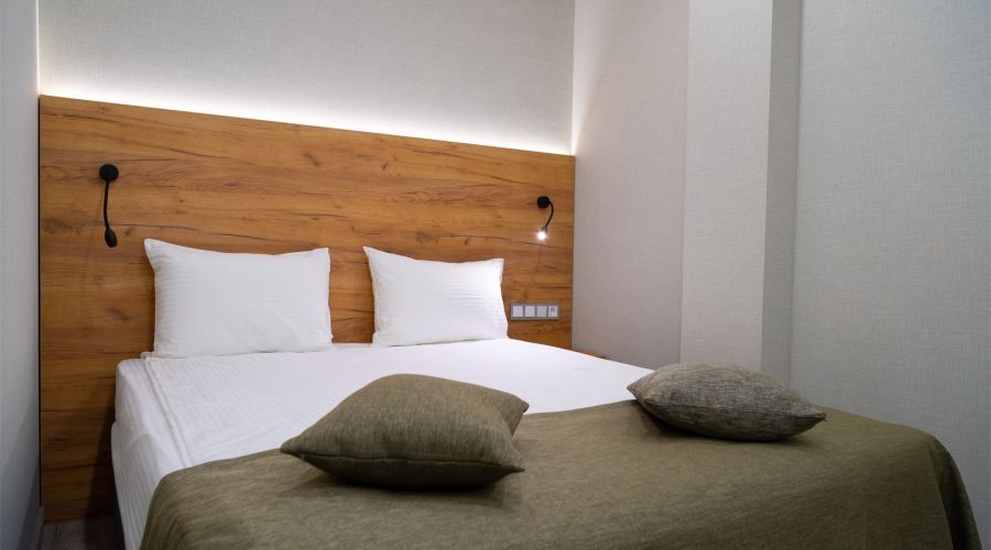 ДеЛюкс 2  хкомнатный  с балконом