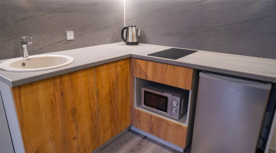 ДеЛюкс 2  хкомнатный  с балконом