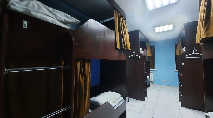 Место в комнате на 8 человек на 1 этаже  (комната № 3)