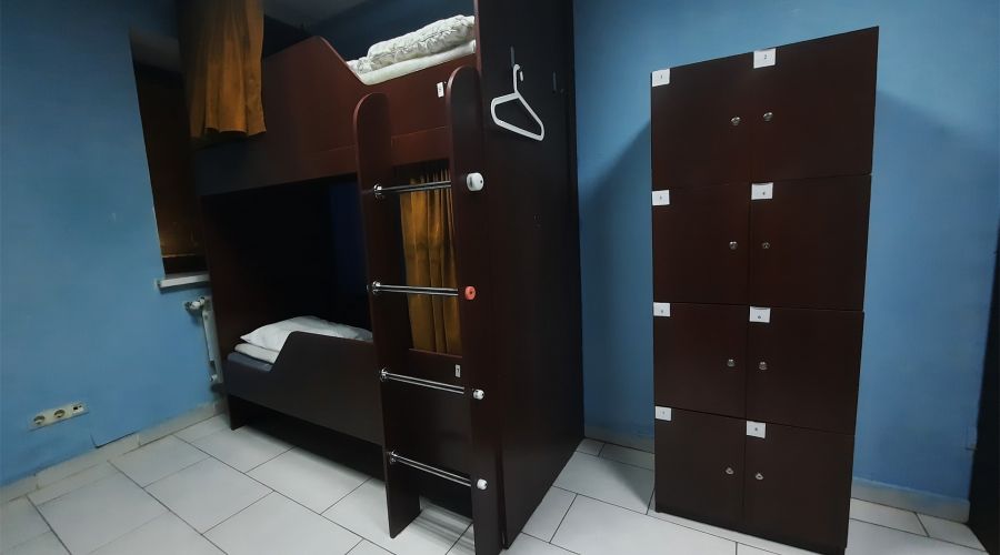 Место в комнате на 8 человек на 1 этаже  (комната № 3)