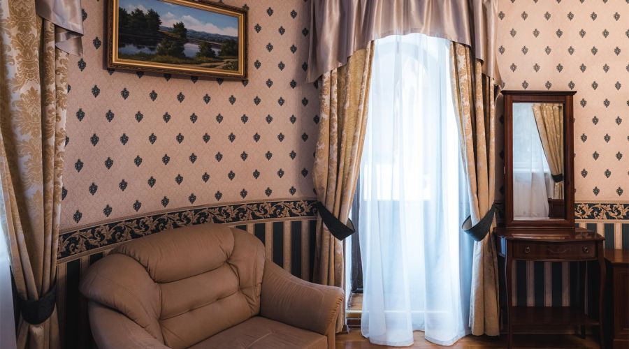 Номер Люкс 25