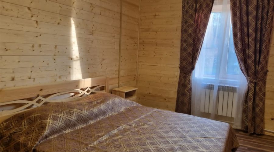 Большой Коттедж с камином,сауной  и терассой №9