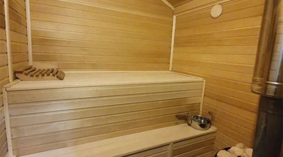 Коттедж студия с сауной и терассой №1