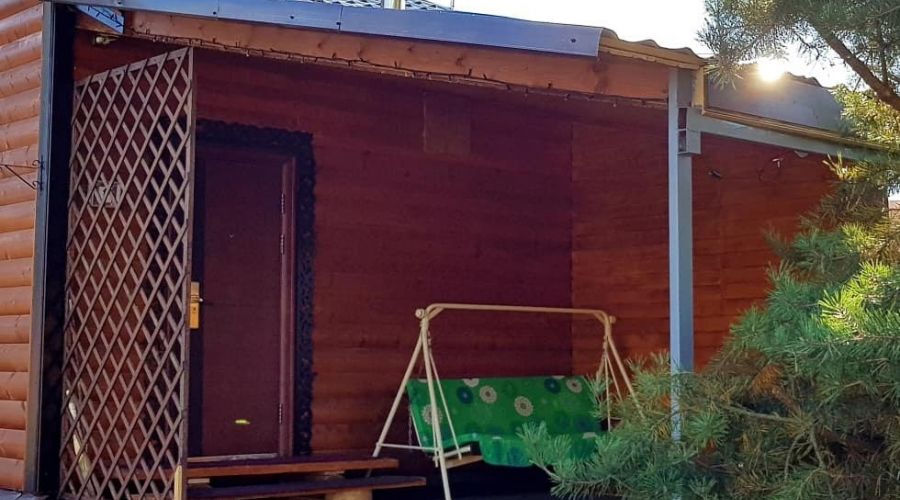 Коттедж студия с сауной и терассой №1