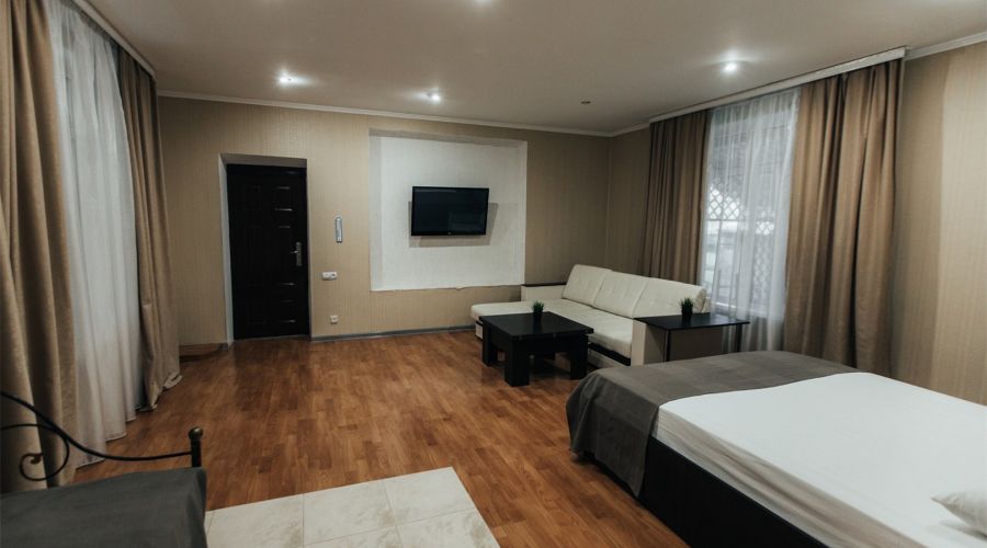 Семейный Полулюкс