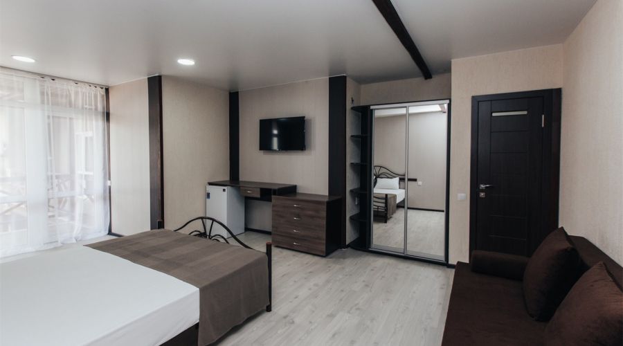 Семейный Полулюкс