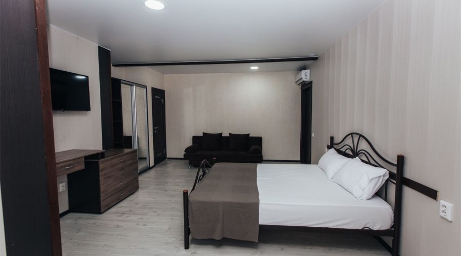 Семейный Полулюкс