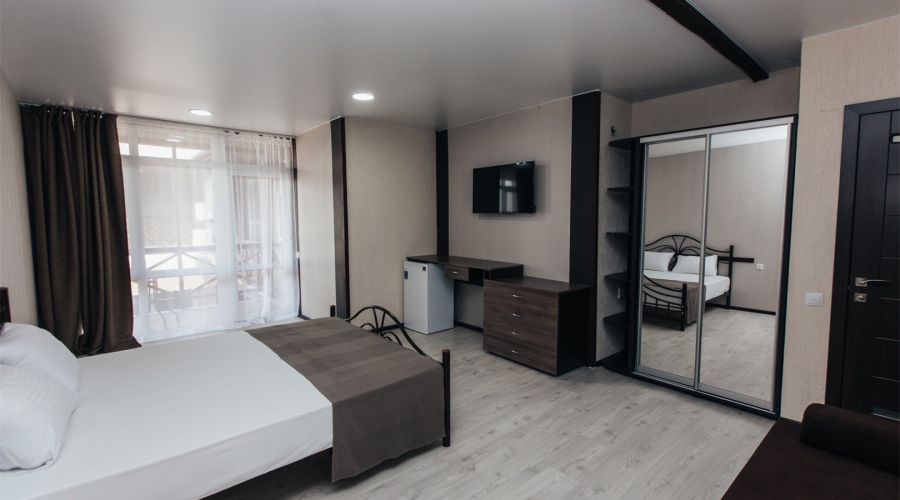 Семейный Полулюкс